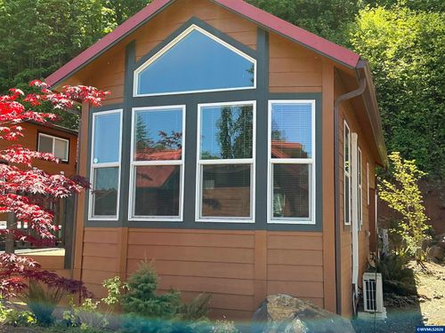 241-8372 Enchanted Way Se, Turner, OR, 97392-9674 | Card Image