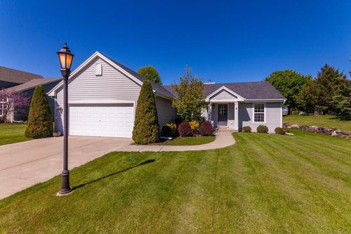 1280 Wrenfield Way, Oconomowoc, WI, 53066-2387 | Card Image