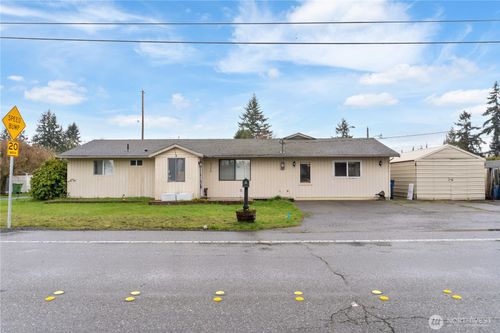 9304 55th Ave Ne, Marysville, WA, 98270-2712 | Card Image