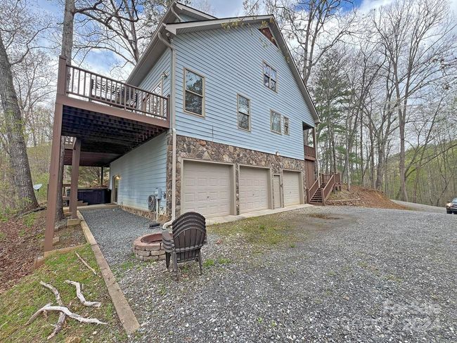 686 Fontana View Rd, House other with 4 bedrooms, 4 bathrooms and null parking in Bryson City NC | Image 4