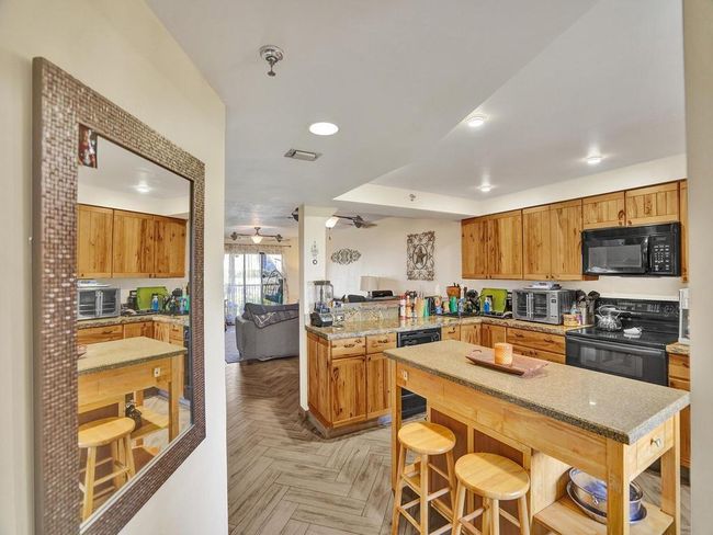 APT-601 - 2200 S Cypress Bend Dr, Condo with 2 bedrooms, 2 bathrooms and null parking in Pompano Beach FL | Image 39