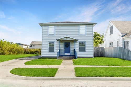 2-813 Furman Ave, Corpus Christi, TX, 78404-3258 | Card Image