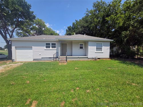 313 W 41st St, Sand Springs, OK, 74063-2607 | Card Image