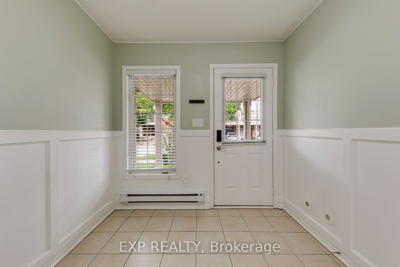 Residential Lease in Oakville 4