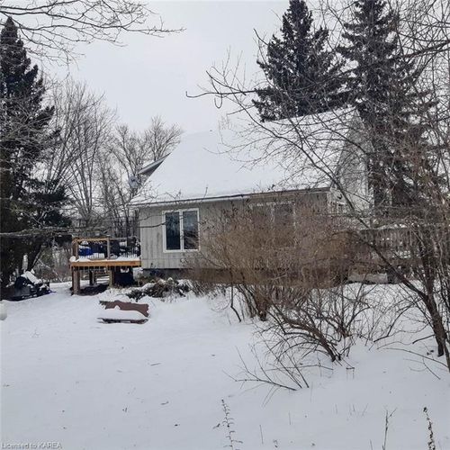 2800 Highway 15, Portland, ON, K0G1V0 | Card Image