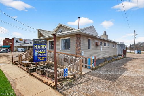 845 Spruce St, Wooster, OH, 44691-4606 | Card Image