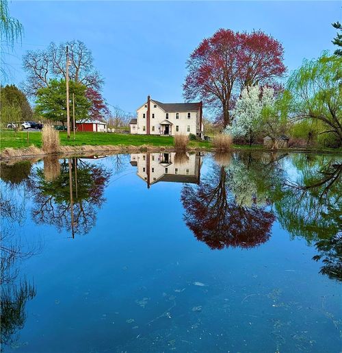 1385 County Line Rd, QUAKERTOWN, PA, 18951-2074 | Card Image