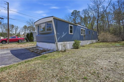 53 Park Ln, Coventry, RI, 02816-7046 | Card Image