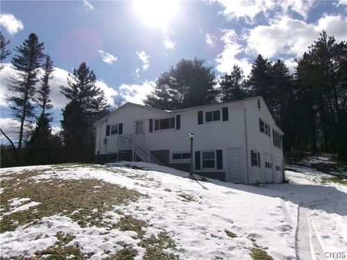 3225 Gracie Rd, Cortland, NY, 13045-9370 | Card Image