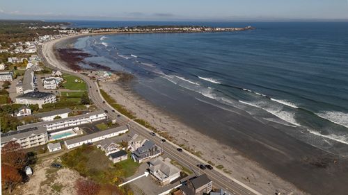 293 Long Beach Avenue, York, ME, 03909 | Card Image