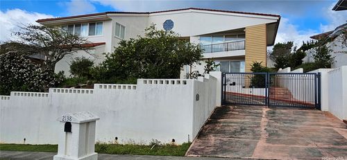 2138 Laukahi St, Honolulu, HI, 96821-2620 | Card Image