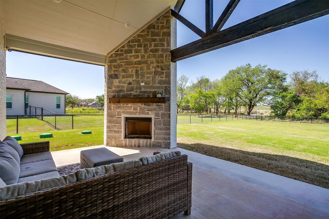 635 Winkler Way, House other with 3 bedrooms, 2 bathrooms and null parking in Springtown TX | Image 33