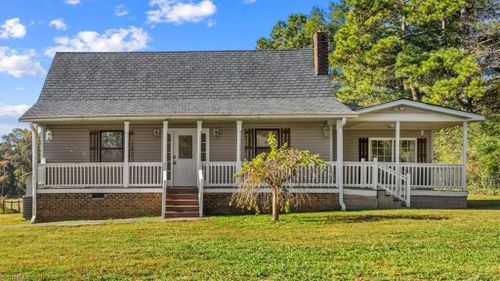 6354 Meadowbranch Road, Seagrove, NC, 27341 | Card Image