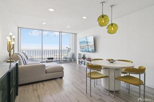 1403-1000 N Point St, San Francisco, CA, 94109-1061 | Card Image