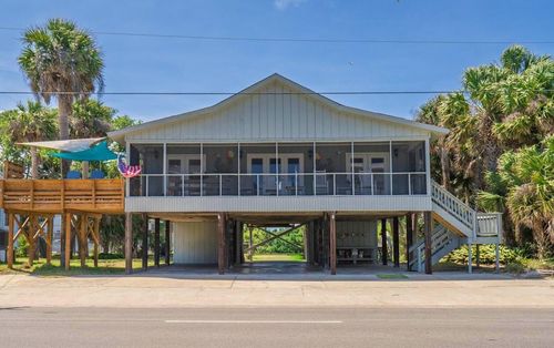 111 Palmetto Blvd, Edisto Island, SC, 29438-3016 | Card Image