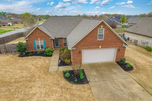 507 Summit Dr, Medina, TN, 38355-6907 | Card Image