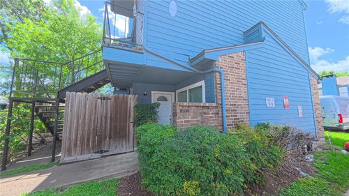 apt-29-10001 Westpark Dr, Houston, TX, 77042-5933 | Card Image