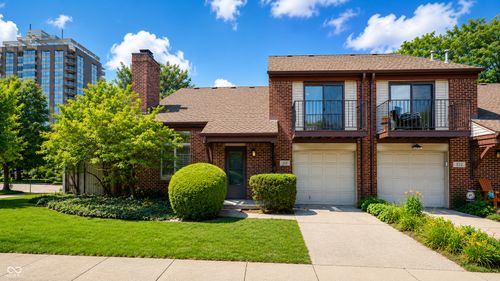 318 E Saint Clair St, Indianapolis, IN, 46202-3325 | Card Image
