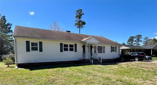 313 Robinhood Road, Franklin, VA, 23851 | Card Image
