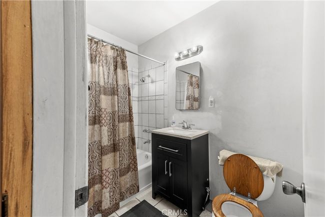 11909 Lowemont St, House other with 2 bedrooms, 1 bathrooms and 2 parking in Norwalk CA | Image 15