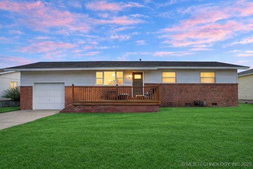 1410 Abbott Street, Pawhuska, OK, 74056 | Card Image