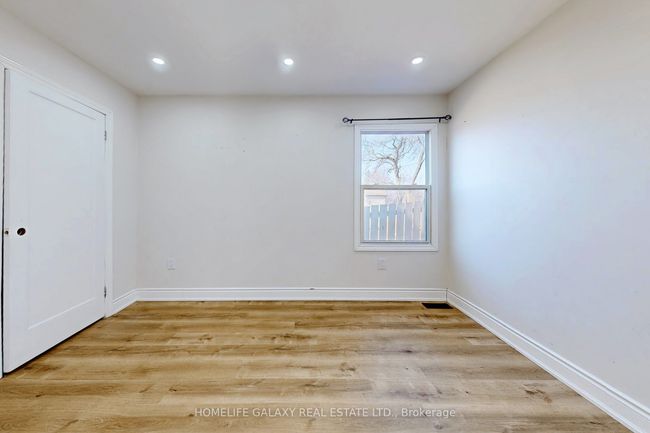 16 Queen St, House other with 2 bedrooms, 1 bathrooms and 4 parking in Ajax ON | Image 12