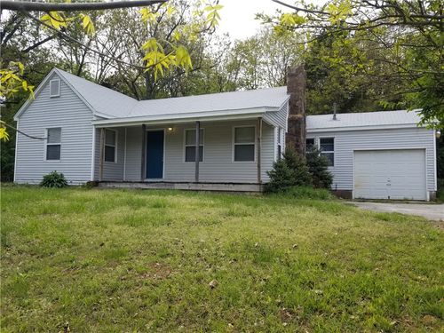 1511 N Old Wire Rd, Fayetteville, AR, 72703-3012 | Card Image
