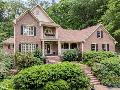 4802 Cove Creek Drive Se, House other with 6 bedrooms, 3 bathrooms and null parking in Brownsboro AL | Image 1