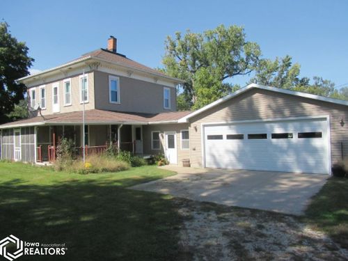 4617 Durow Rd, Center Point, IA, 52213-9607 | Card Image