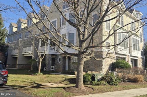 202 Cobblestone Dr, ARDMORE, PA, 19003-1241 | Card Image