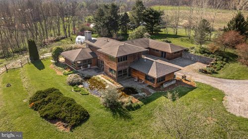 9356 Playhouse Rd, PETERSBURG, PA, 16669-3822 | Card Image