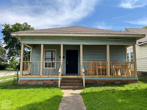 411 Krewson St, Jonesboro, AR, 72401-2772 | Card Image