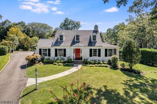 32 Wells Ln, Short Hills, NJ, 07078-2815 | Card Image