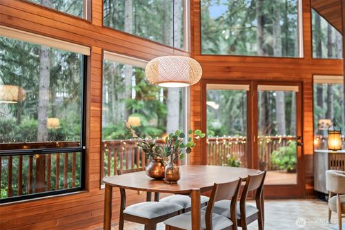 9910 40th Avenue Ct, Gig Harbor, WA, 98332-8872 | Card Image