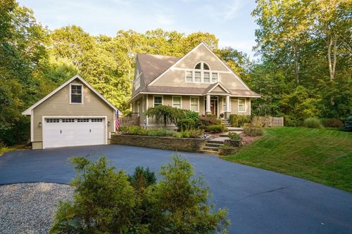 17 Sunrise Rd, Boxford, MA, 01921-2319 | Card Image