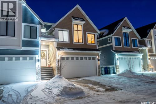 900 St Andrews Lane, Warman, SK, S0K4S4 | Card Image