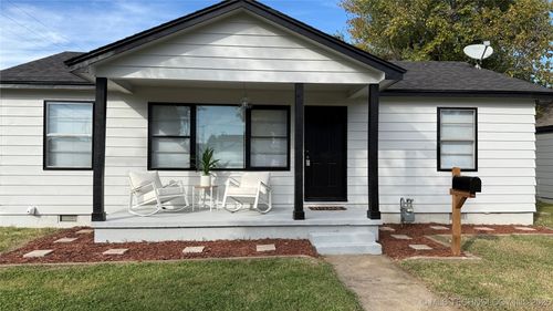 6701 E 9th St, Tulsa, OK, 74112-4603 | Card Image