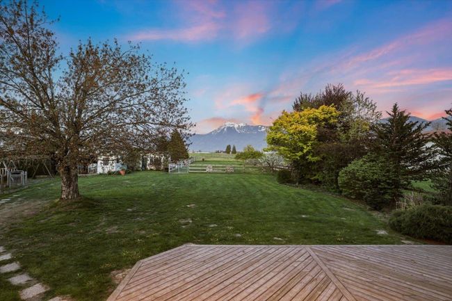 10590 Reeves Road, House other with 5 bedrooms, 3 bathrooms and 2 parking in Chilliwack BC | Image 5