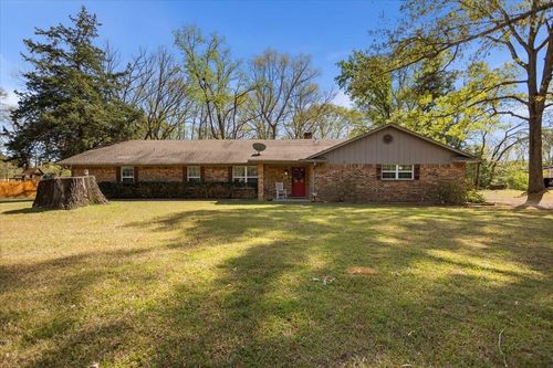 110 Leisure Ln, Whitehouse, TX, 75791-3738 | Card Image