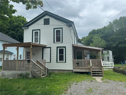 30 Mitchell St, Norwich, NY, 13815-1971 | Card Image