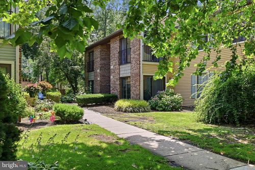 10 W Bluebell Ln, MOUNT LAUREL, NJ, 08054-3501 | Card Image