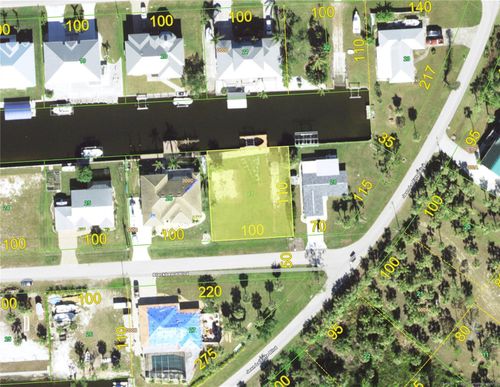 24360 Blackbeard Blvd, PUNTA GORDA, FL, 33955-1748 | Card Image