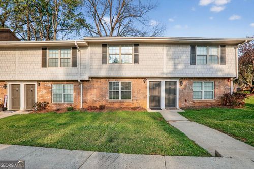 37 Villa Ct Se, Smyrna, GA, 30080-4570 | Card Image