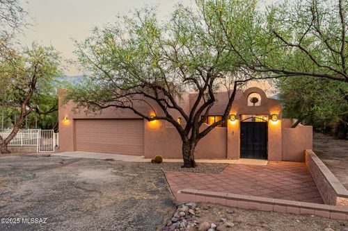 5280 E Wolfer Dr, Tucson, AZ, 85739-9471 | Card Image