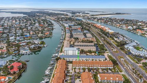 375 Madeira Cir, TIERRA VERDE, FL, 33715-1986 | Card Image