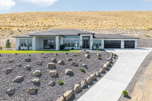 5265 S Quincy Pl, Kennewick, WA, 99337-4076 | Card Image