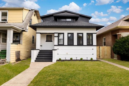 115 S 20th Ave, Maywood, IL, 60153-1234 | Card Image