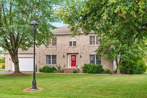 221 Fairfax Ave, Hopkinsville, KY, 42240-1450 | Card Image