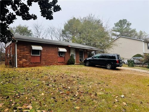 1777 Bond Dr Sw, Atlanta, GA, 30315-6032 | Card Image