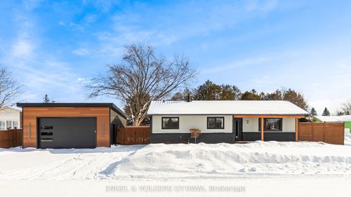 2 Davies Crt, Kanata, ON, K2L1L6 | Card Image